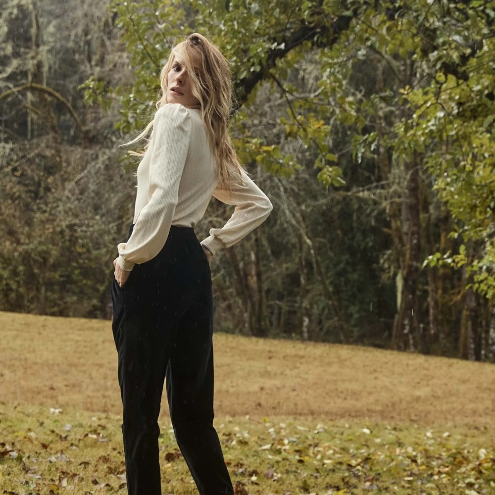 Doen Ashby Turtleneck in Cream Floral - Picture 9 of 9